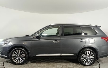 Mitsubishi Outlander III рестайлинг 3, 2019 год, 2 720 000 рублей, 4 фотография
