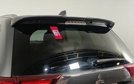 Mitsubishi Outlander III рестайлинг 3, 2019 год, 2 720 000 рублей, 19 фотография