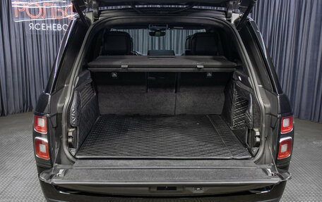 Land Rover Range Rover IV рестайлинг, 2019 год, 6 490 000 рублей, 10 фотография