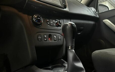 Renault Sandero II рестайлинг, 2016 год, 748 000 рублей, 17 фотография