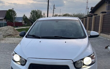 Chevrolet Aveo III, 2015 год, 670 000 рублей, 5 фотография