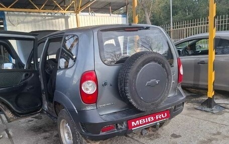 Chevrolet Niva I рестайлинг, 2012 год, 310 000 рублей, 6 фотография