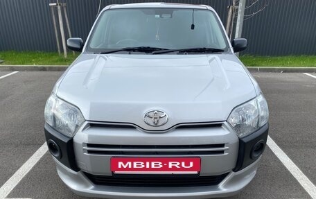 Toyota Probox I, 2018 год, 1 175 000 рублей, 3 фотография