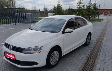 Volkswagen Jetta VI, 2014 год, 900 000 рублей, 5 фотография
