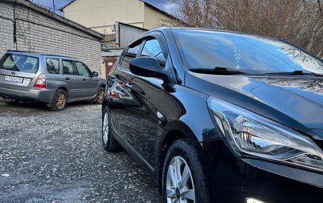 Hyundai Solaris II рестайлинг, 2015 год, 1 000 000 рублей, 2 фотография