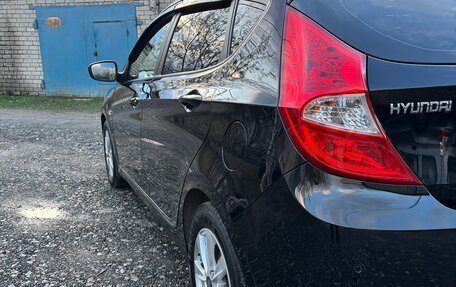 Hyundai Solaris II рестайлинг, 2015 год, 1 000 000 рублей, 6 фотография