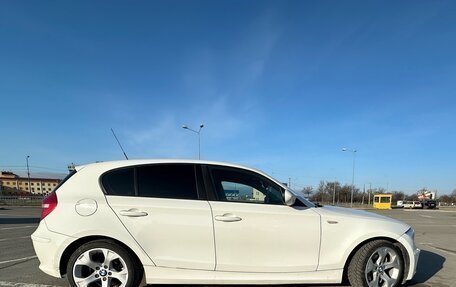 BMW 1 серия, 2010 год, 900 000 рублей, 3 фотография