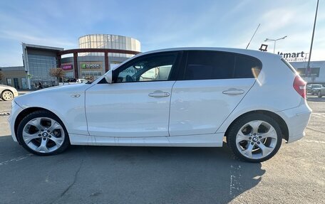 BMW 1 серия, 2010 год, 900 000 рублей, 4 фотография