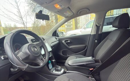 Volkswagen Polo VI (EU Market), 2011 год, 615 000 рублей, 5 фотография