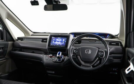 Honda Freed II, 2017 год, 1 400 000 рублей, 6 фотография