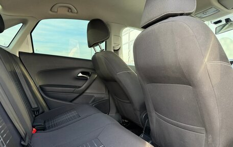 Volkswagen Polo VI (EU Market), 2015 год, 910 000 рублей, 4 фотография