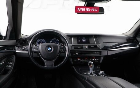 BMW 5 серия, 2016 год, 1 899 046 рублей, 6 фотография