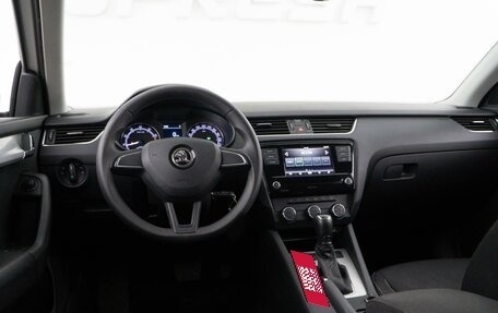 Skoda Octavia, 2019 год, 1 719 055 рублей, 6 фотография
