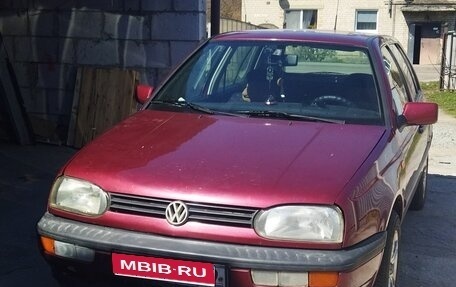 Volkswagen Golf III, 1994 год, 250 000 рублей, 1 фотография