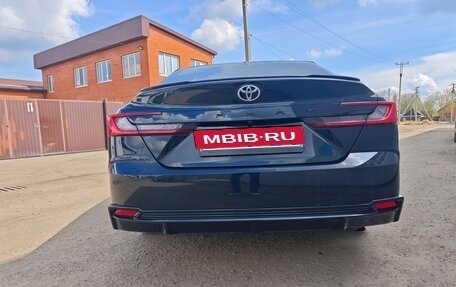 Toyota Camry, 2024 год, 3 590 000 рублей, 9 фотография