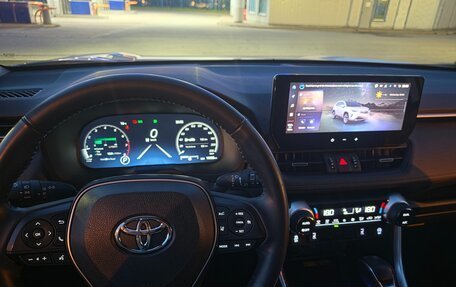 Toyota RAV4, 2024 год, 3 950 000 рублей, 17 фотография