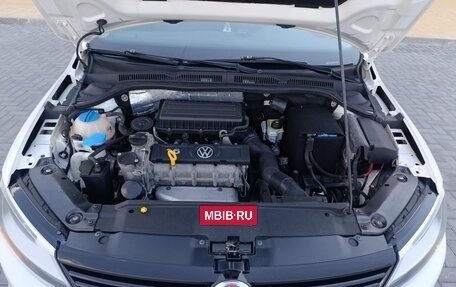 Volkswagen Jetta VI, 2014 год, 900 000 рублей, 15 фотография