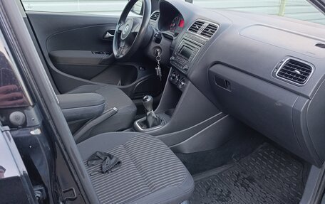 Volkswagen Polo VI (EU Market), 2011 год, 595 000 рублей, 14 фотография