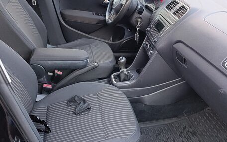 Volkswagen Polo VI (EU Market), 2011 год, 595 000 рублей, 16 фотография