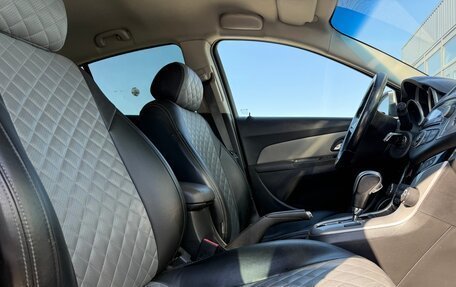 Chevrolet Cruze II, 2013 год, 800 000 рублей, 7 фотография