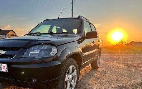 Chevrolet Niva I рестайлинг, 2016 год, 500 000 рублей, 3 фотография