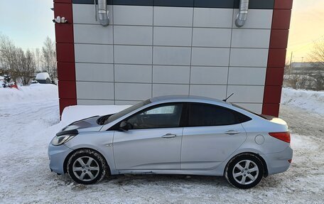 Hyundai Solaris II рестайлинг, 2011 год, 470 000 рублей, 3 фотография