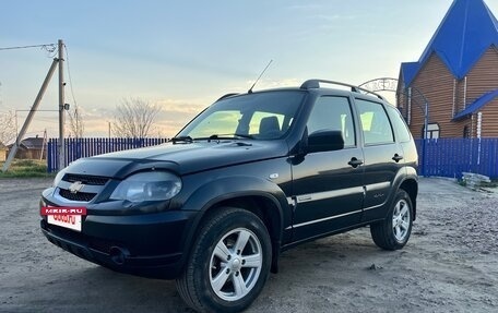 Chevrolet Niva I рестайлинг, 2016 год, 500 000 рублей, 10 фотография