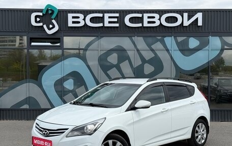 Hyundai Solaris II рестайлинг, 2015 год, 1 100 000 рублей, 1 фотография