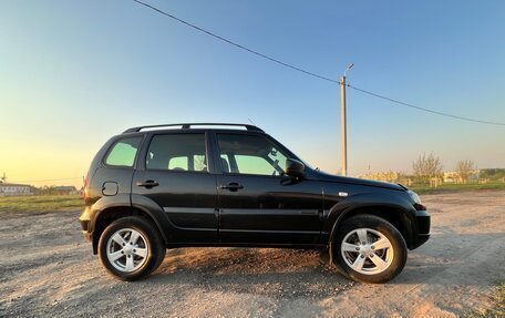 Chevrolet Niva I рестайлинг, 2016 год, 500 000 рублей, 13 фотография