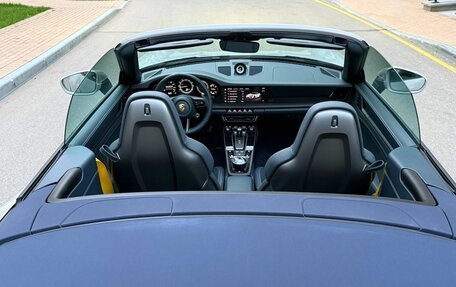 Porsche 911, 2023 год, 20 900 000 рублей, 14 фотография