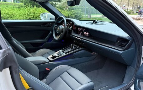 Porsche 911, 2023 год, 20 900 000 рублей, 23 фотография
