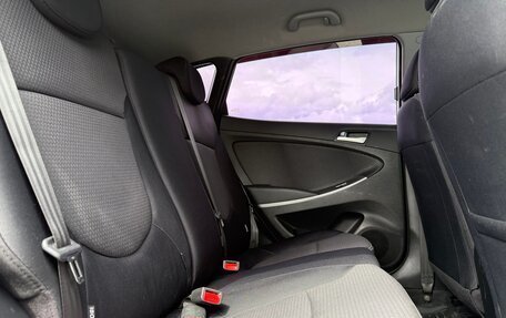 Hyundai Solaris II рестайлинг, 2015 год, 1 100 000 рублей, 4 фотография