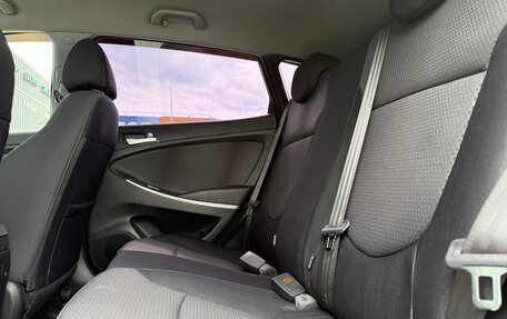 Hyundai Solaris II рестайлинг, 2015 год, 1 100 000 рублей, 11 фотография