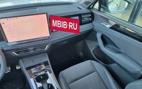 Volkswagen Tiguan, 2026 год, 4 750 000 рублей, 13 фотография