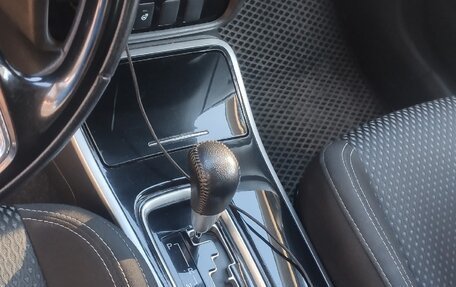 Mitsubishi Outlander III рестайлинг 3, 2019 год, 1 950 000 рублей, 4 фотография
