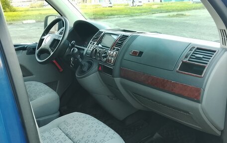 Volkswagen Transporter T5 рестайлинг, 2008 год, 1 170 000 рублей, 9 фотография