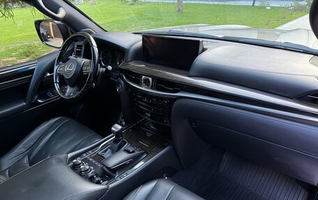 Lexus LX III, 2018 год, 5 750 000 рублей, 16 фотография