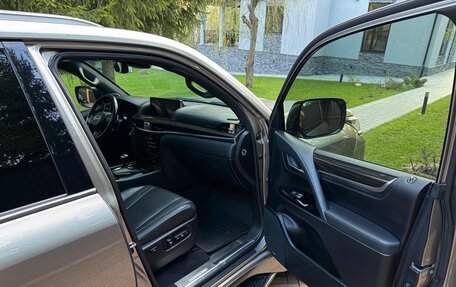 Lexus LX III, 2018 год, 5 750 000 рублей, 17 фотография