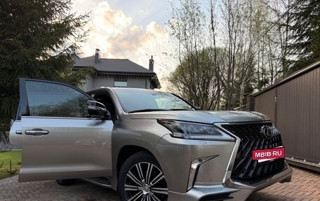 Lexus LX III, 2018 год, 5 750 000 рублей, 12 фотография