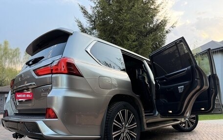 Lexus LX III, 2018 год, 5 750 000 рублей, 6 фотография