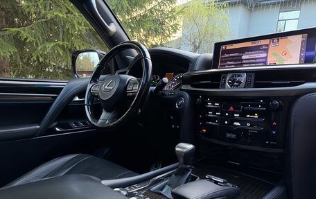Lexus LX III, 2018 год, 5 750 000 рублей, 24 фотография