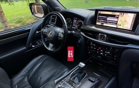 Lexus LX III, 2018 год, 5 750 000 рублей, 23 фотография