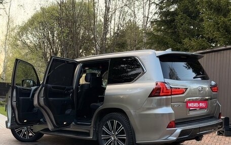 Lexus LX III, 2018 год, 5 750 000 рублей, 29 фотография