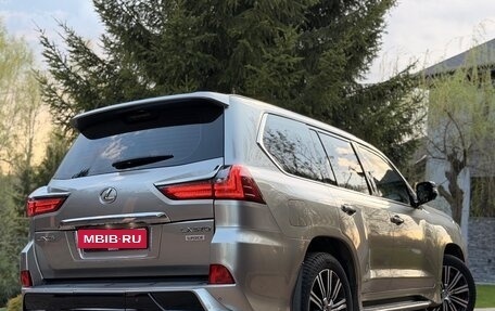 Lexus LX III, 2018 год, 5 750 000 рублей, 33 фотография