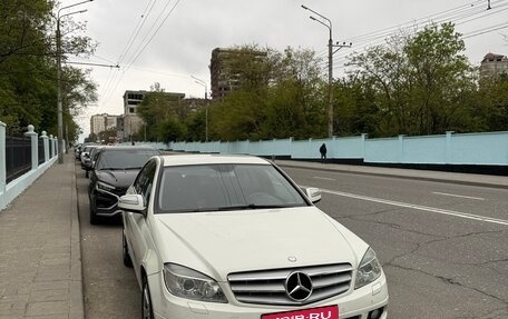 Mercedes-Benz C-Класс, 2008 год, 1 100 000 рублей, 1 фотография