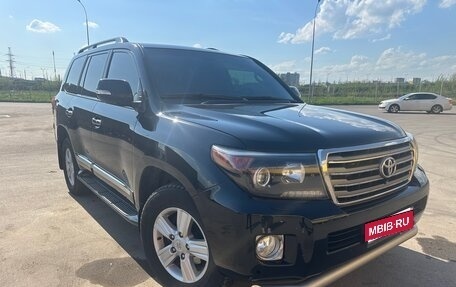 Toyota Land Cruiser 200, 2013 год, 3 690 000 рублей, 1 фотография