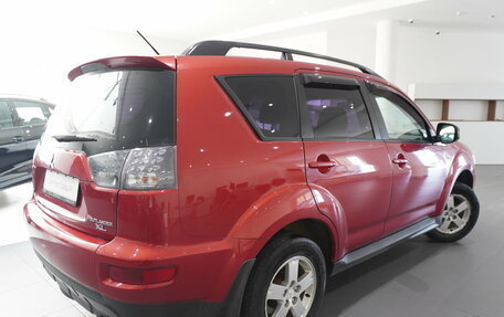 Mitsubishi Outlander III рестайлинг 3, 2011 год, 890 000 рублей, 4 фотография