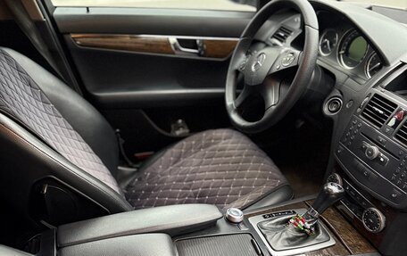 Mercedes-Benz C-Класс, 2008 год, 1 100 000 рублей, 8 фотография