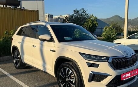 Skoda Kodiaq I, 2023 год, 4 450 000 рублей, 2 фотография