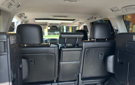 Toyota Land Cruiser 200, 2013 год, 3 690 000 рублей, 10 фотография